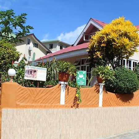 My Corner Guest House Victoria Exteriör bild